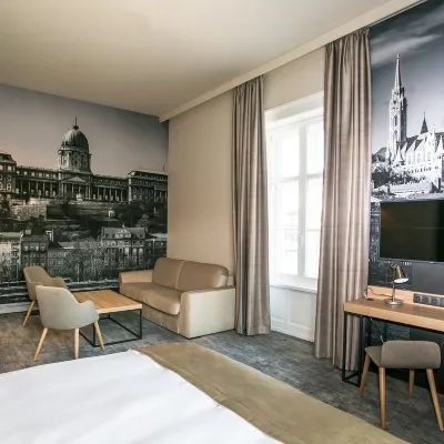 T62 Hotel โรงแรมใกล้จัตุรัสคอสซูธ ลาโยช