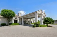 Best Western Plus Inn at Valley View Hotels in Hollins