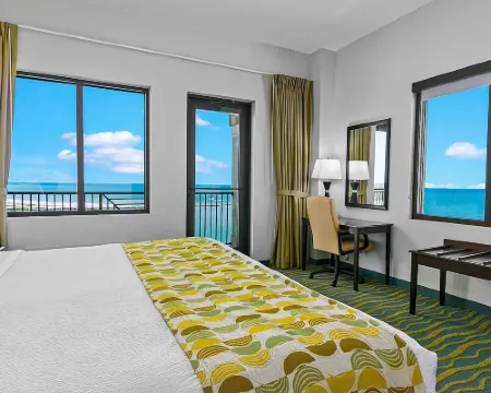 エッジ ホテル クリアウォーター ビーチ クリアウォーターのホテル