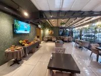 Home Boutique Hotel