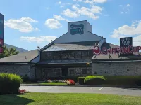 Olentangy Motor Inn Hotels near Center of Science and Industry (COSI)