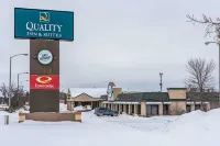 Quality Inn & Suites Hotels in Baxter