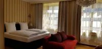 Hotel-Villa Lalee