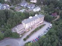 لاليكساين أوتل ريستورانت آند ويلنيس Hotels near Cave Jean Baptiste Adam