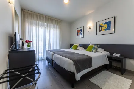 Boutique & Villas Boliqueime Отели в г. Падерне