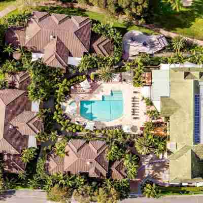 Mercure Gold Coast Resort Hotel Exterior