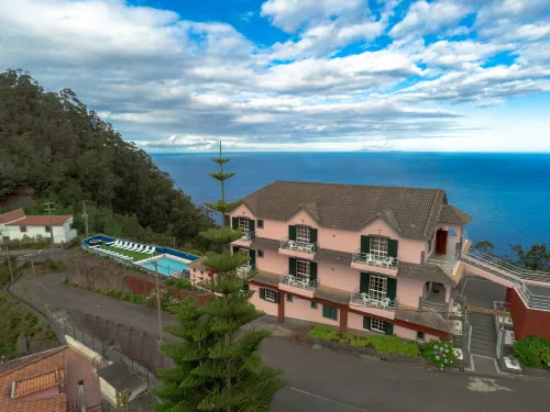 산타나 인 네이투르 B&B - 조식 운영