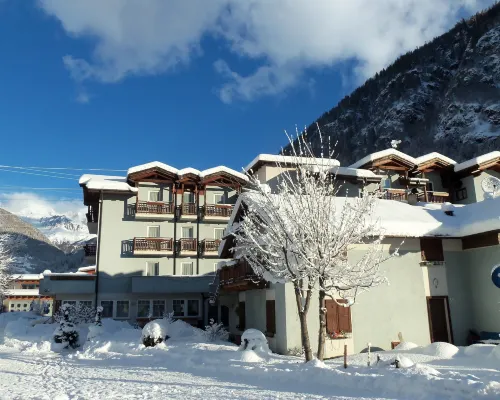 Hotel Santoni Hotel a Fucine