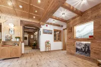 Villa Adria B&B Hôtels à : Alba di Canazei