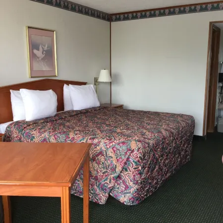 Sunset Inn Clarksville