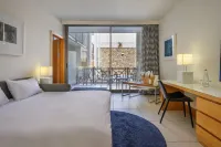 이스로텔 아가밈 호텔