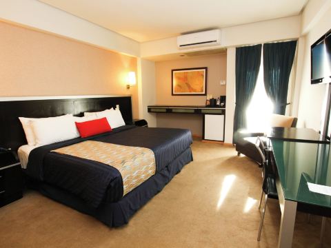 Hotel Colón Plaza Business Class