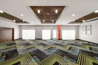 Holiday Inn Express & Suites Spring Hill