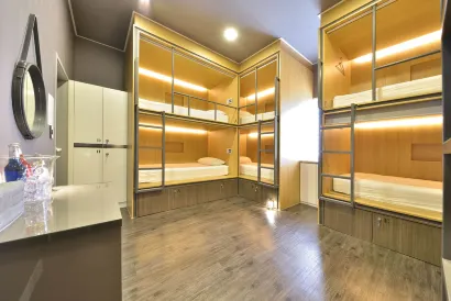 With U Hotel & Guesthouse