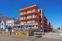 Americana Motor Inn on Boardwalk