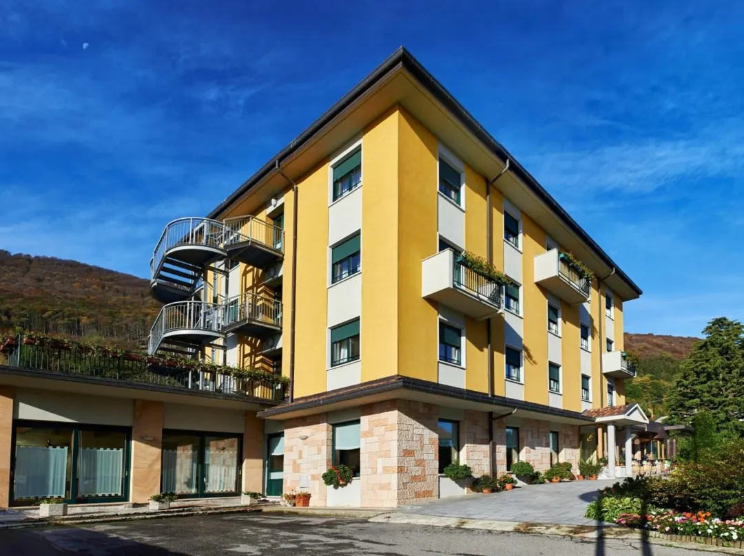 Albergo Ristorante Costa - Lago de Como