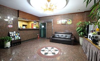 Suncheon Nobless Hotel - Housity