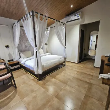 RiverView Tent Resort