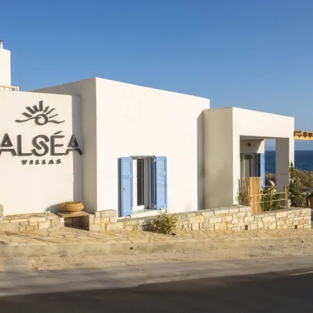 Alsea Seafront Apartments