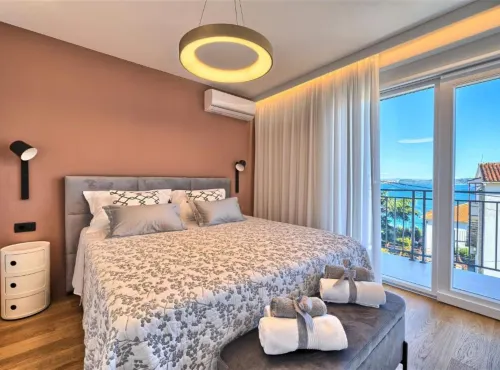 Aniva - 50 m from the Sea Hotels in Donji Seget