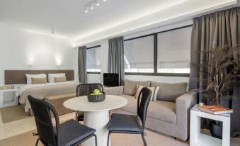 Momo Suites, Acropolis by Aura Homes