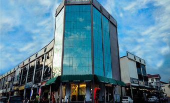 Luscious Hotel