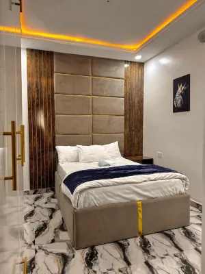 The Paletinos Luxury Aparthotel Hotels near New Heaven Junction