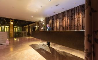 Proximity Hotel