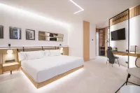 MR プエルタ セラノス セラノスの塔周辺のホテル