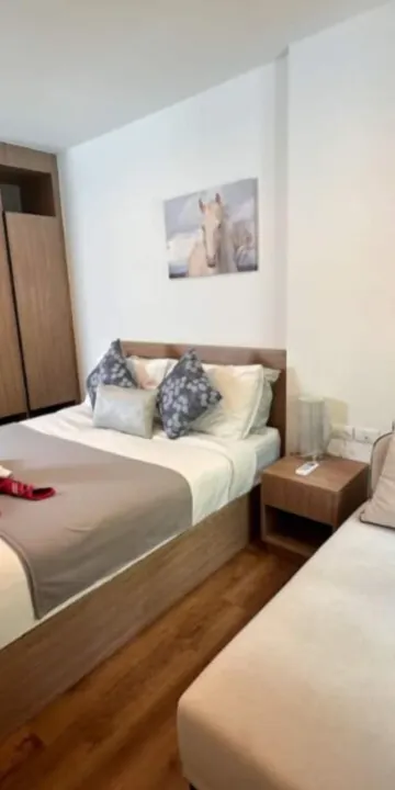 ห้องสำหรับครอบครัวพร้อมวิวสระว่ายน้ำ