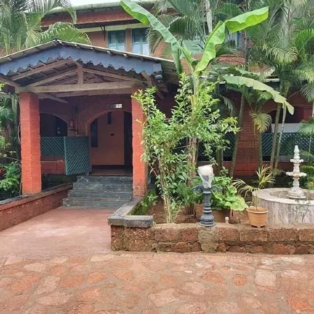 Chira Meadows Ecoresort, Dapoli