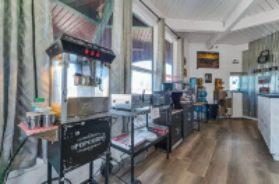 Canyon's Edge Route 66 Motel