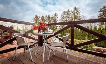 Large Holiday Villa with Garden, 6 Bedrooms