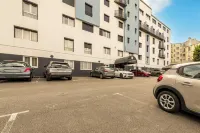 Logis Hotel Center - Parkplatz