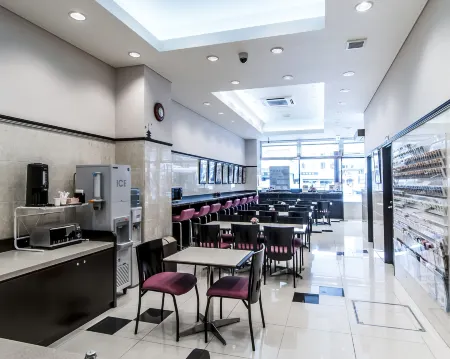 Toyoko Inn Kintetsu Nara Ekimae Отели рядом с достопримечательностью «Sugiyama Tumulus»