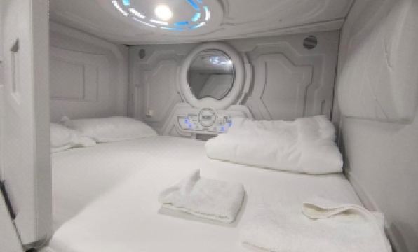 Just Hostel Capsules