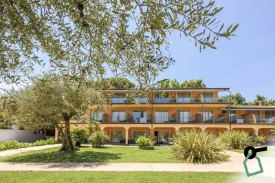 HOTIDAY Apartment Collection - Desenzano Отели в г. 
