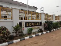 Edugie Homes Hotel di 