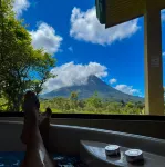 Arenal Roca Suites