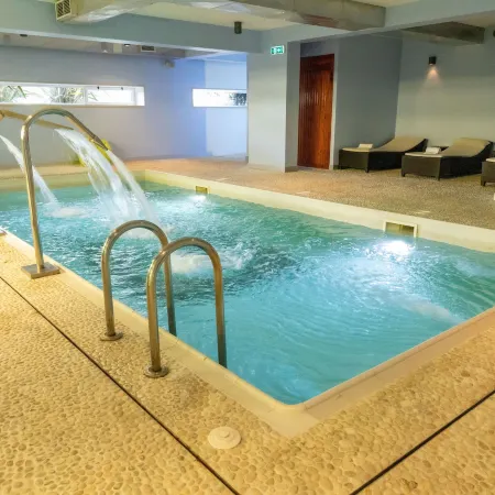 Marina Club Lagos Resort