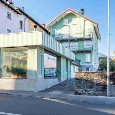 Luxury Suite Sunrise in Losone Hotel Exterior