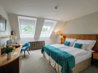Hotel Silenzio Hotels near Prague 6
