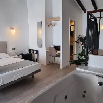 Vitium Córdoba Hotels near Córdoba Synagogue