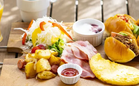 Yenns Marina Inn Mercy