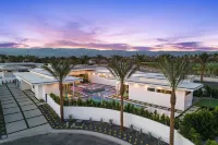 Sleeps 23 Pool, Hot Tub & Putting Green Minutes to Golf & Dining Bravo Villa #7 by Avantstay