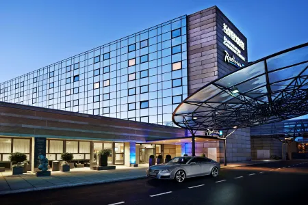 Radisson Blu Scandinavia Hotel, Aarhus Отели рядом с достопримечательностью «DoKK1»