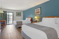 Polynesian Hotel & Suites Hotel a 