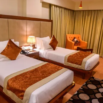 Hotel Indo Prime Отели рядом с достопримечательностью «Музей Альберт-Холл»