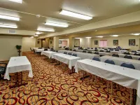 MCM Elegante Suites Hotels near Ute Valley Park