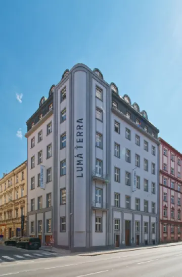 Luma Terra Prague Hostel Các khách sạn gần Nhà hát Opera Quốc gia Séc